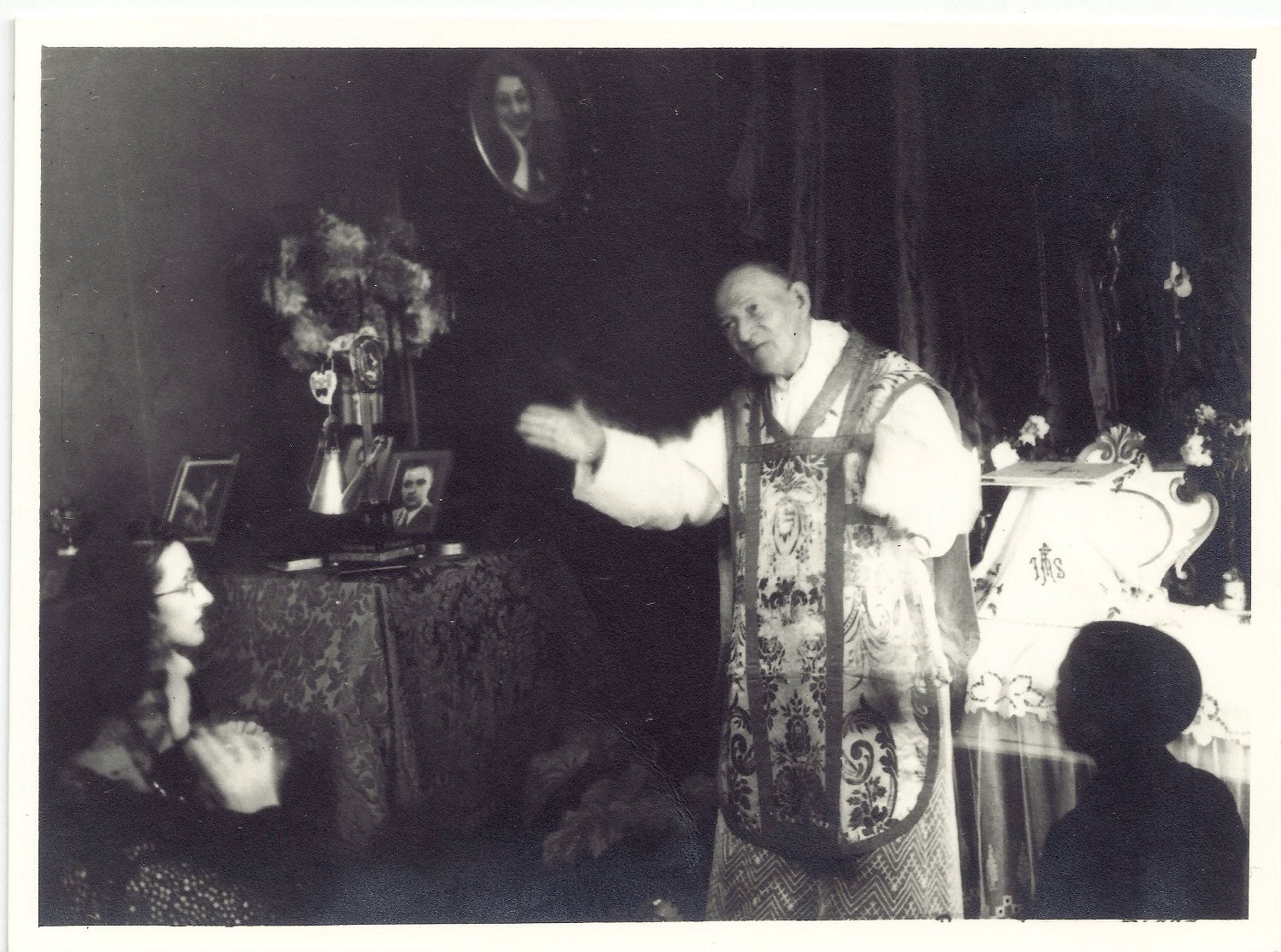 O%20Padre%20Cruz%20em%20Braga%2C%20numa%20celebra%C3%A7%C3%A3o.
