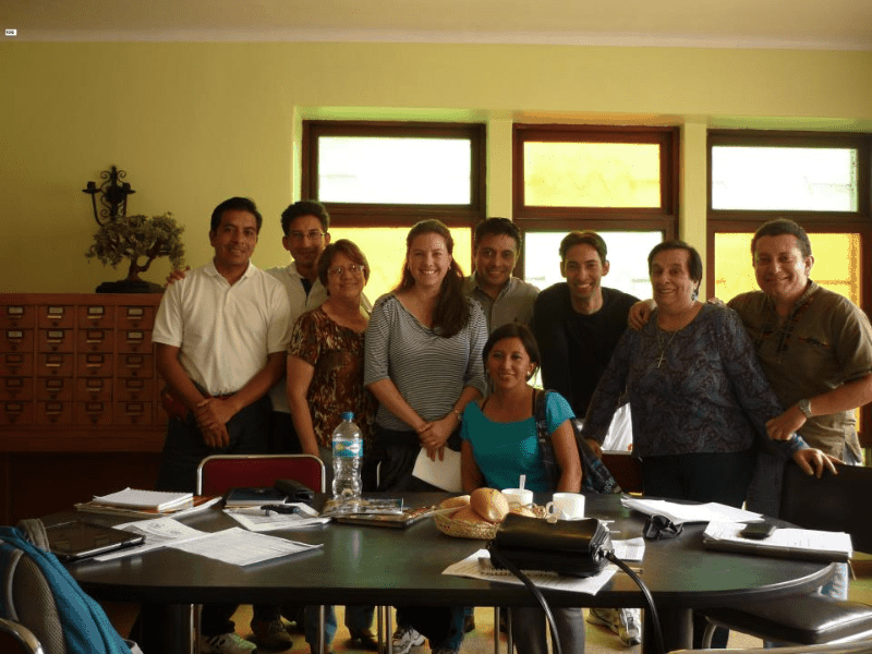 Equipa%20de%20coordenadores%20de%20Comunidades%20da%20CVX%2C%20em%20Quito%2C%20para%20planoficar%20a%20celebra%C3%A7%C3%A3o%20do%20Dia%20Mundial%20da%20CVX%2C%202013.%20