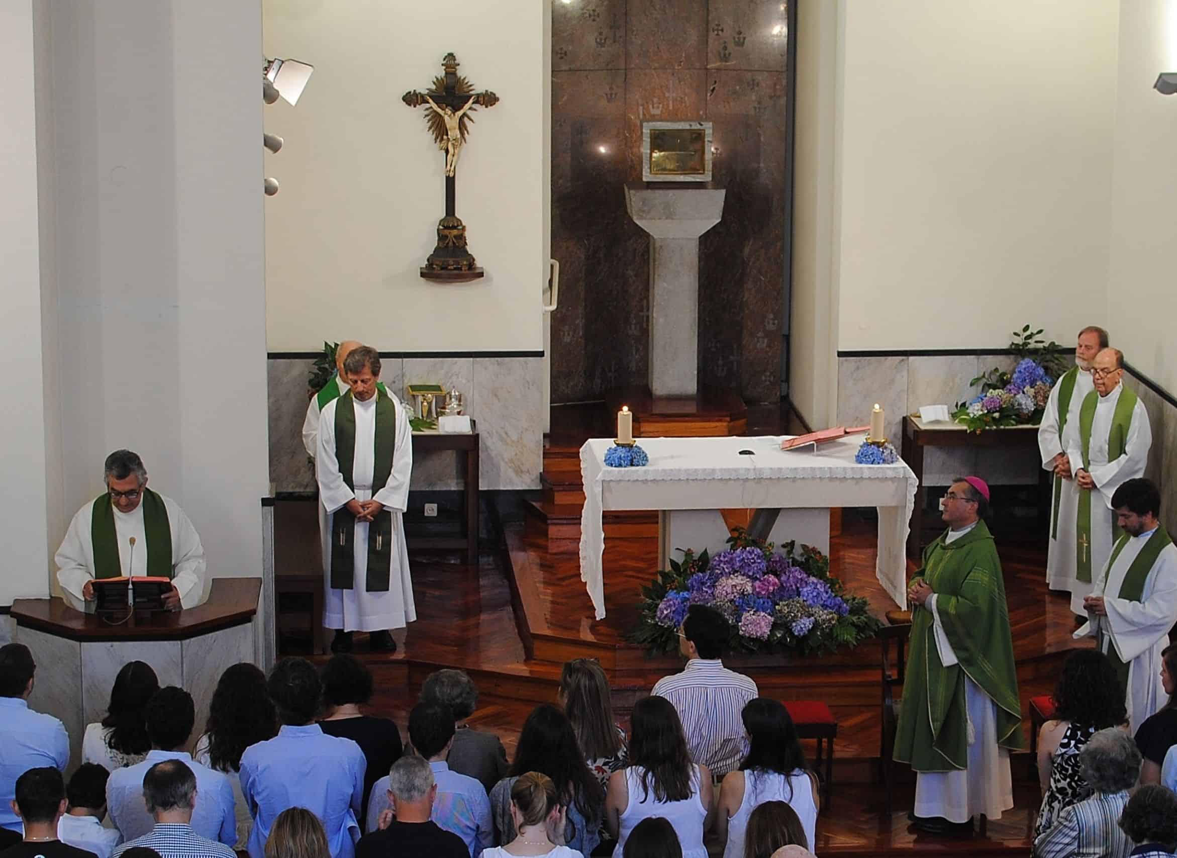 Eucaristia%20com%20forte%20presen%C3%A7a%20dos%20jesuitas%20da%20nossa%20regi%C3%A3o.