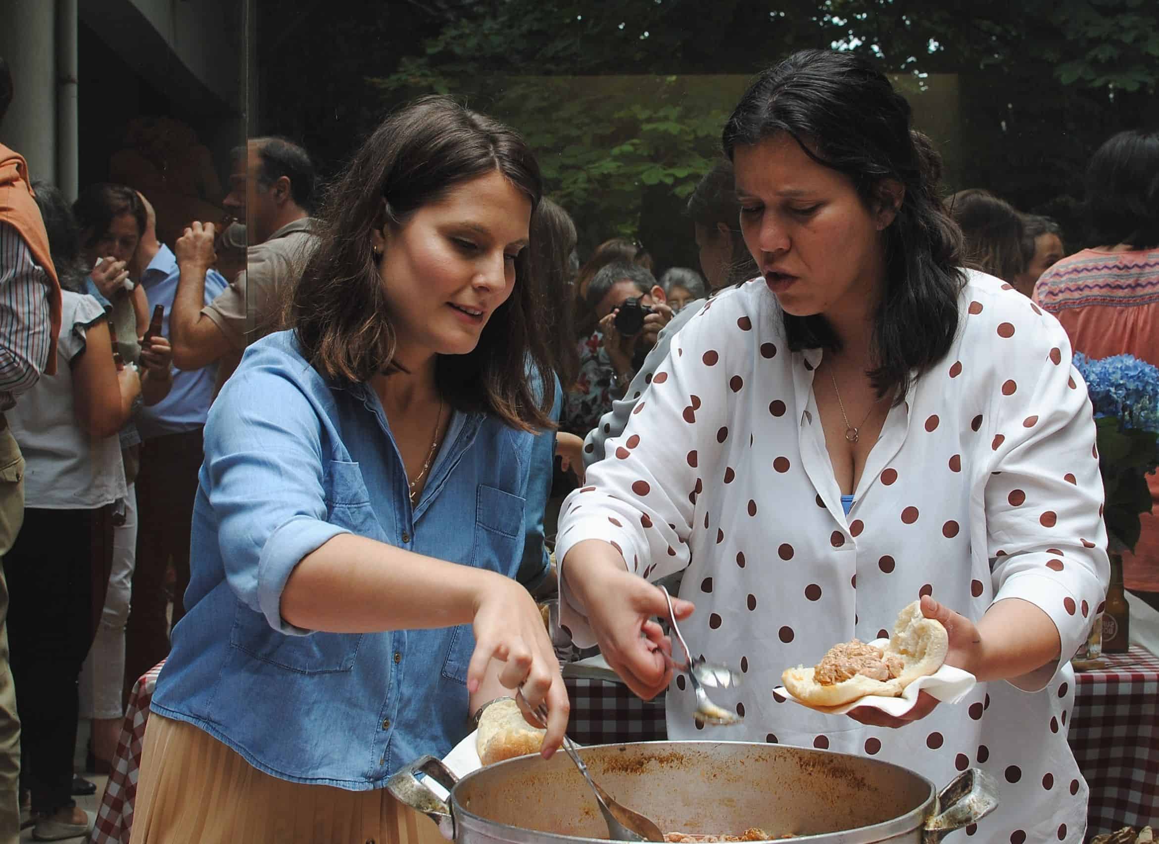 As%20deliciosas%20bifanas%20alegraram%20as%20barrigas%20de%20todos.