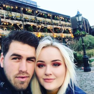 Woman left with Dumb and Dumber haircut after letting boyfriend cut her hair