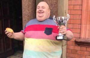 Builder from Wigan crowned new winner of World Pie Eating Championships