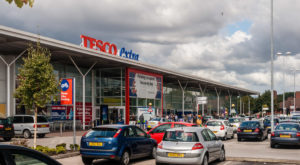 Shoppers have come up with a genius hack to unlock trolleys without £1