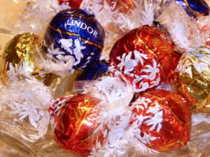 Lindt launches its first ever sharing tin of Lindor truffles for Christmas