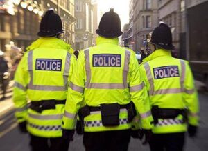 Handbag thief faceplants into ‘one way’ sign after stealing £760 Moschino bag in the city centre