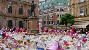 Bereaved families from Manchester Arena bombing and Hillsborough disaster call for ‘Hillsborough Law now’