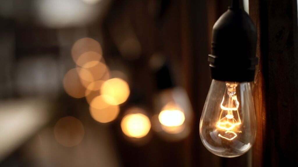 'Big Power Switch Off' to go ahead weekly to protest rising energy prices