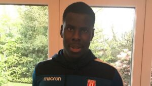 Kurt Zouma ordered to carry out 180 hours of community service for kicking cat