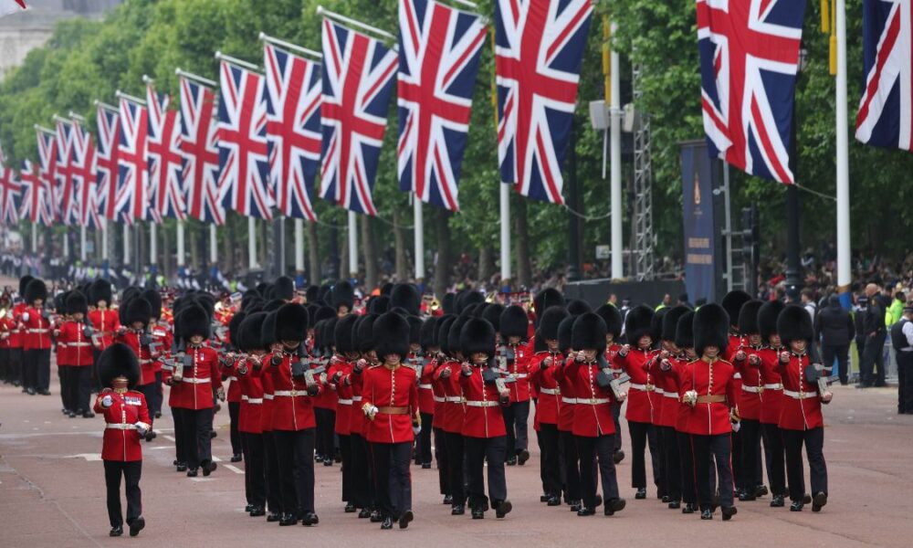 The Queen's bank holiday rules and who will get the day off