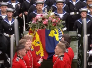 Calls for ‘heroic’ pallbearers who carried Queen’s coffin to be given MBEs