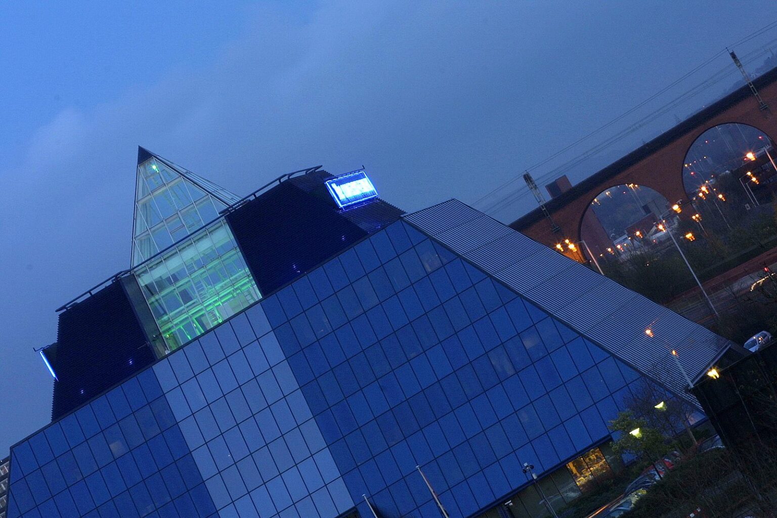 Empty iconic Stockport pyramid could curry house