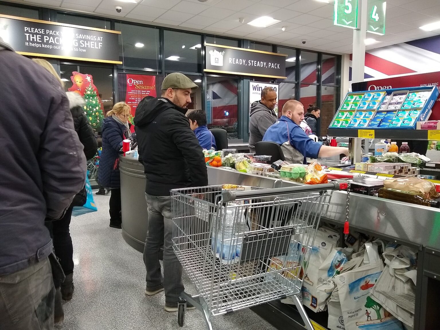 Aldi warns customers selfcheckouts could make shop cost more