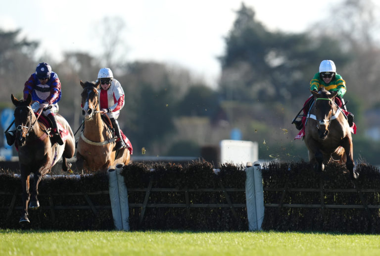 Paisley Park begins to draw away from Goshen and Champ