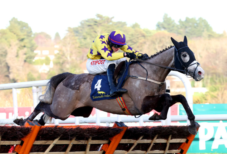 Il Etait Temps and Danny Mullins upset Facile Vega last time