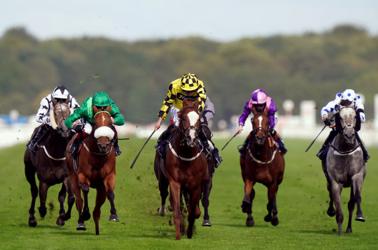Manaccan winning the Cazoo Scarbrough Stakes at Doncaster