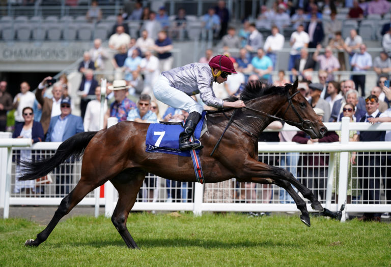 Unquestionable strides out to glory in the opener