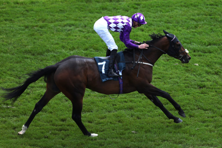 Shaquille winning the Carnarvon Stakes at Newbury