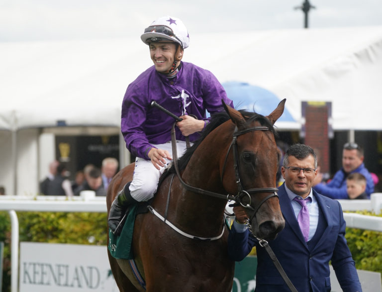 Bucanero Fuerte and Kevin Stott return to the Curragh winner's enclosure
