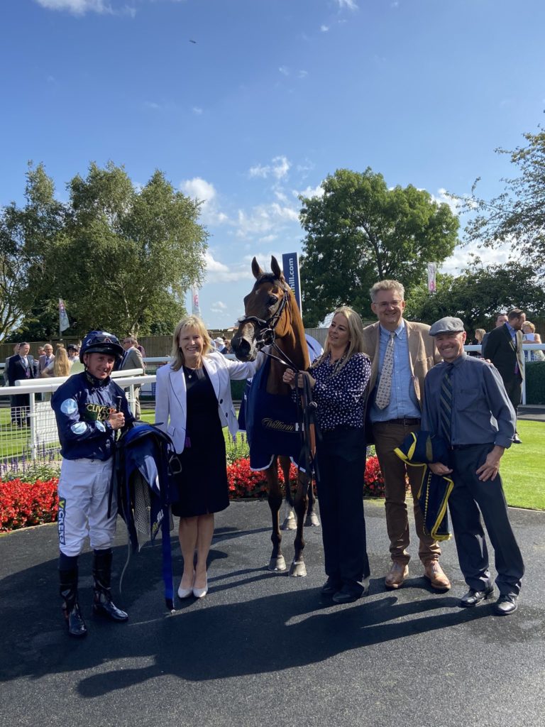 Tis Marvellous and team following his Beverley win in 2021
