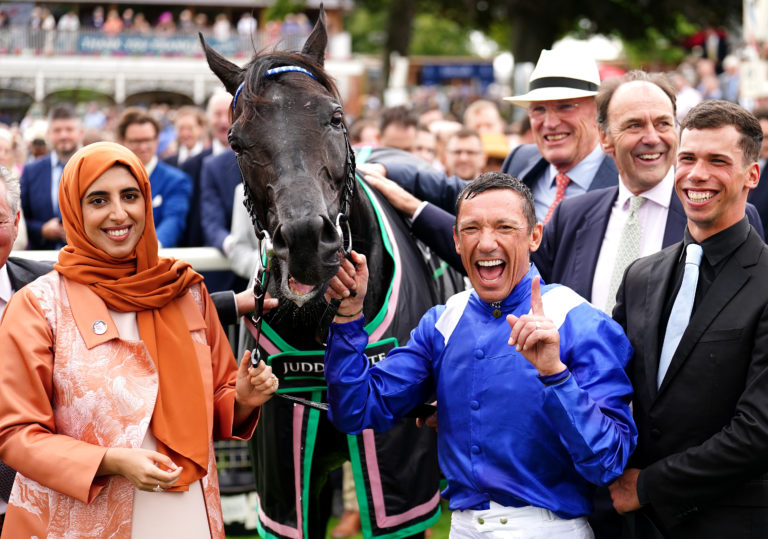 Sheikha Hissa with Mostahdaf and Frankie Dettori at York