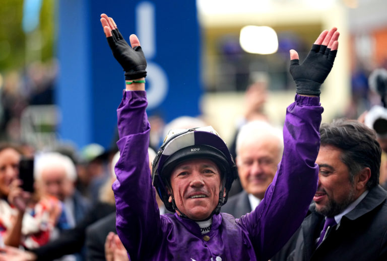 A raucous welcome awaited, with the crowd chanting, 'oh, Frankie Dettori', on repeat