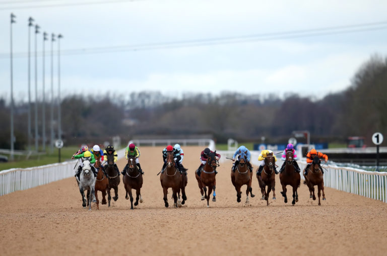 Dixon saddles plenty of runners on Southwell's all-weather track