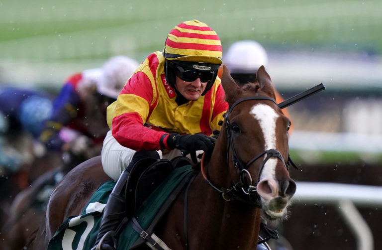 Lookaway will step up in trip at Newbury