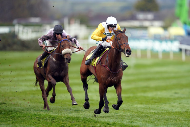 Apple Away tasted Grade One glory at Aintree over hurdles
