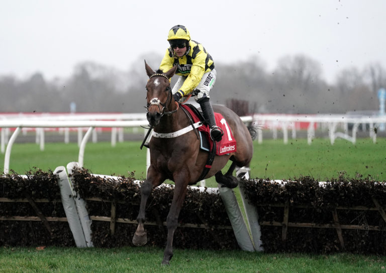 Sir Gino winning at Kempton