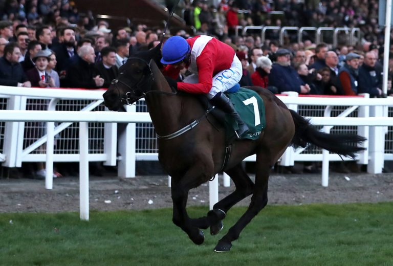 Ferny Hollow winning the Champion Bumper