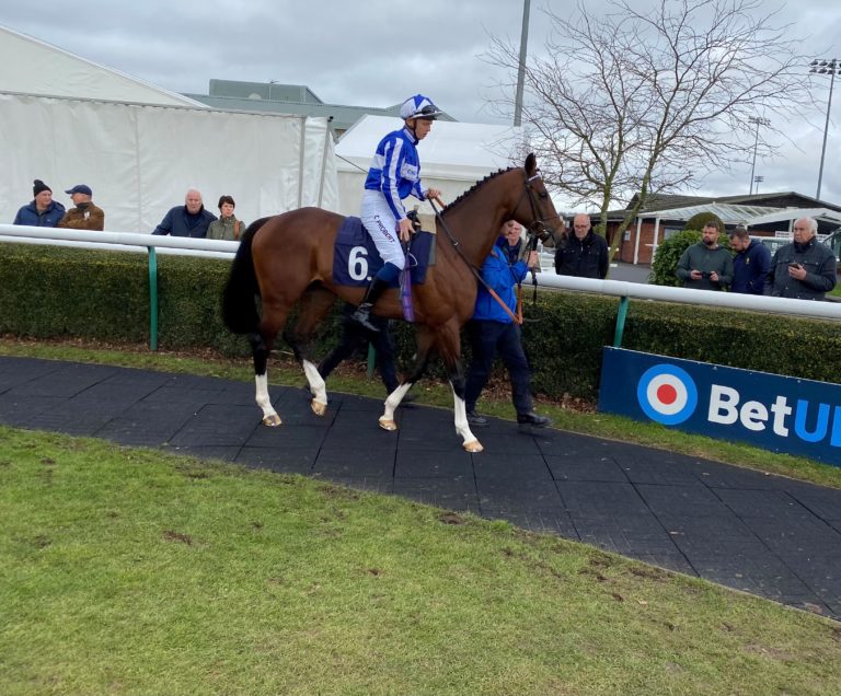 The Foxes warmed up for his Neom Turf Cup challenge at Southwell