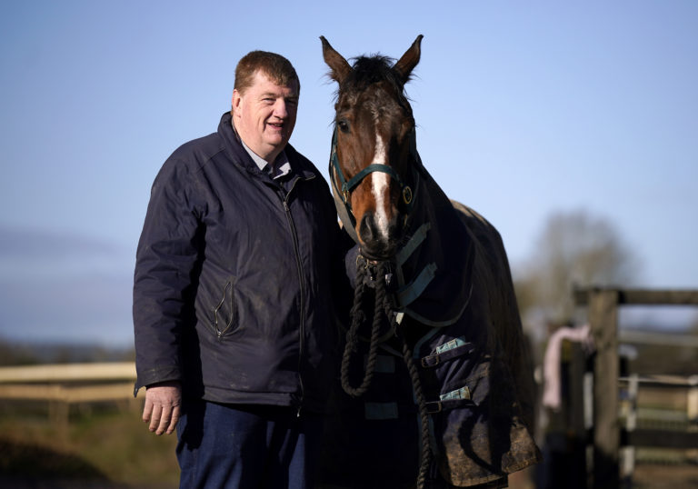 Shark Hanlon with Hewick at his yard