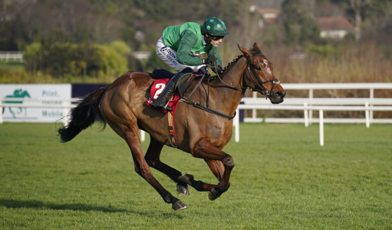 El Fabiolo winning at Leopardstown's Dublin Racing Festival