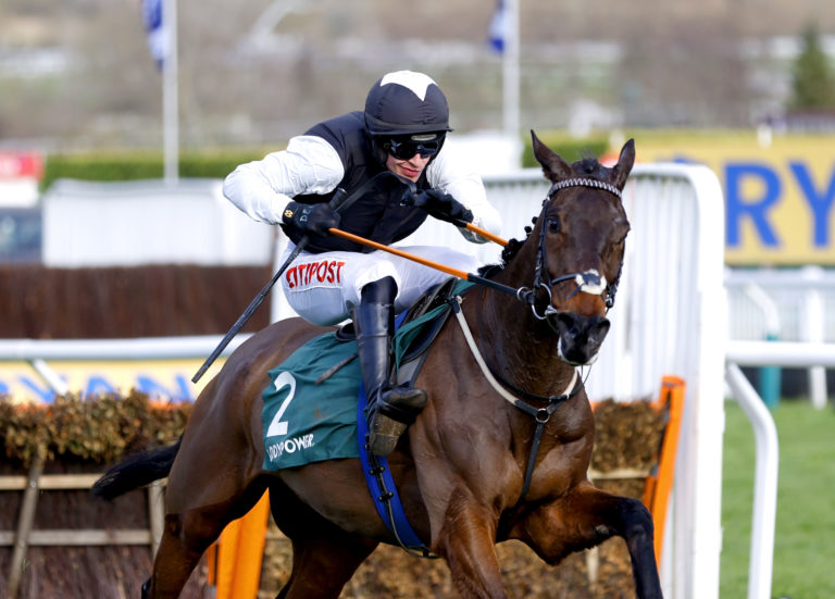 Flooring Porter winning the Stayers' Hurdle in 2022