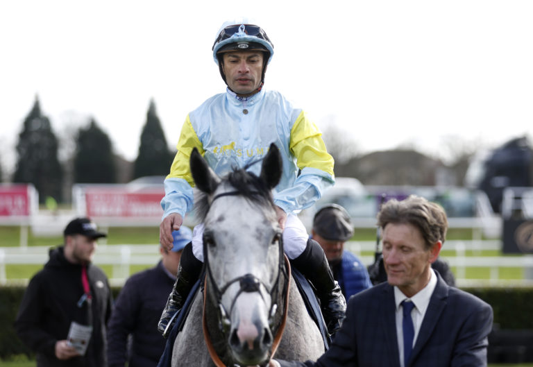 Charyn and Silvestre De Sousa return