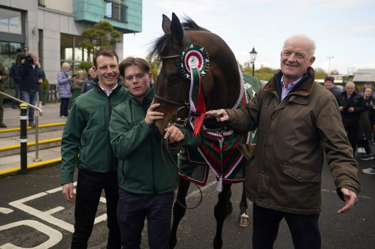 I Am Maximus on his homecoming in Leighlinbridge