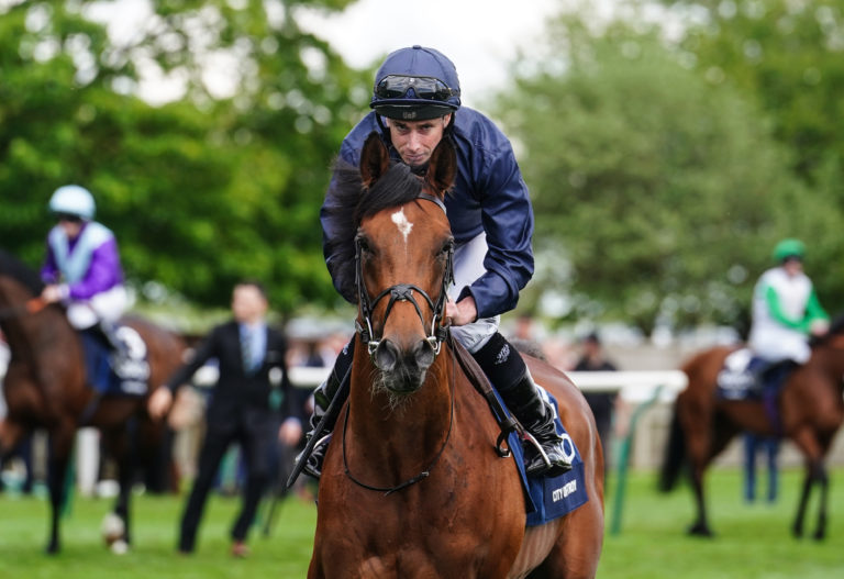 City Of Troy going to post at Newmarket