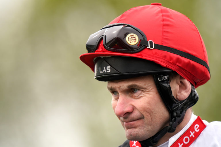 Rab Havlin will replace Callum Shepherd in the Derby