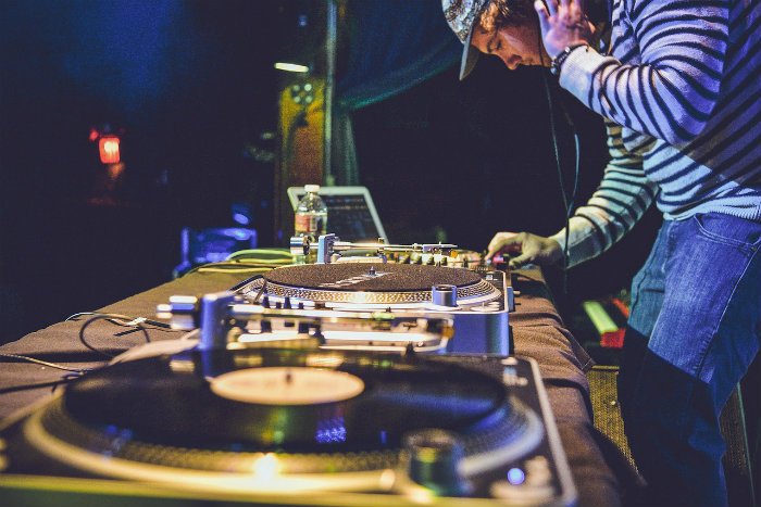 How much to start a DJ business