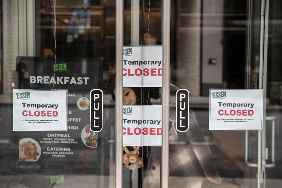https://www.forbes.com/sites/elvaramirez/2020/03/19/the-restaurant-industry-needs-a-coronavirus-bailout-will-they-get-it/#38b8ec6b6801