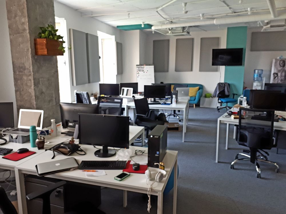 smes lockdown laws