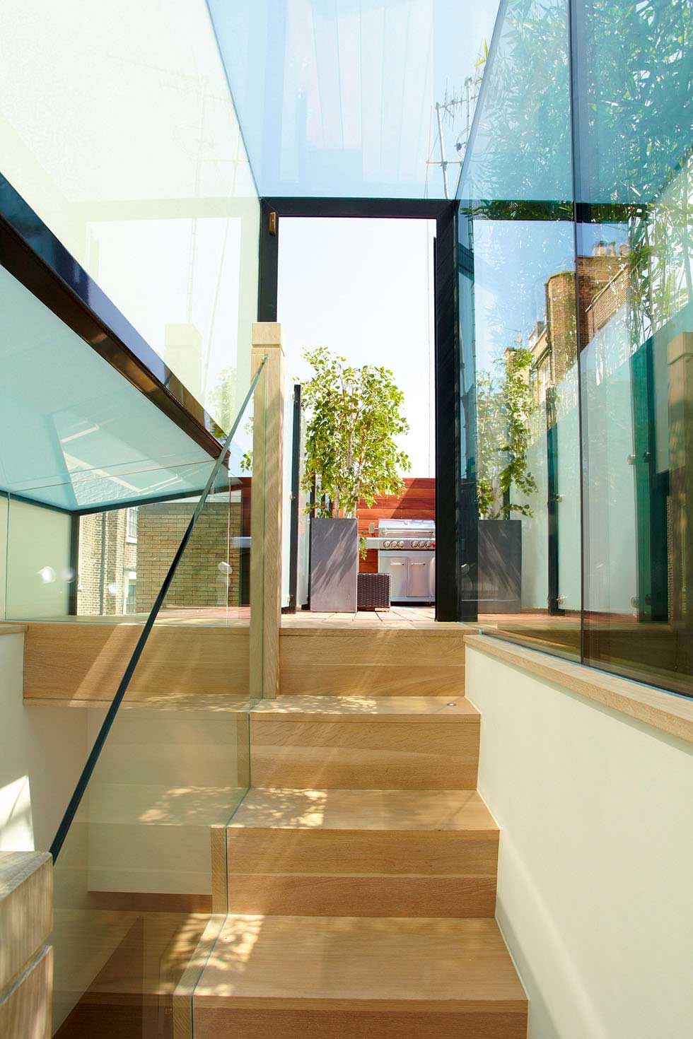 4-Landmass_BelgraveMewsNorth_RoofTerrace