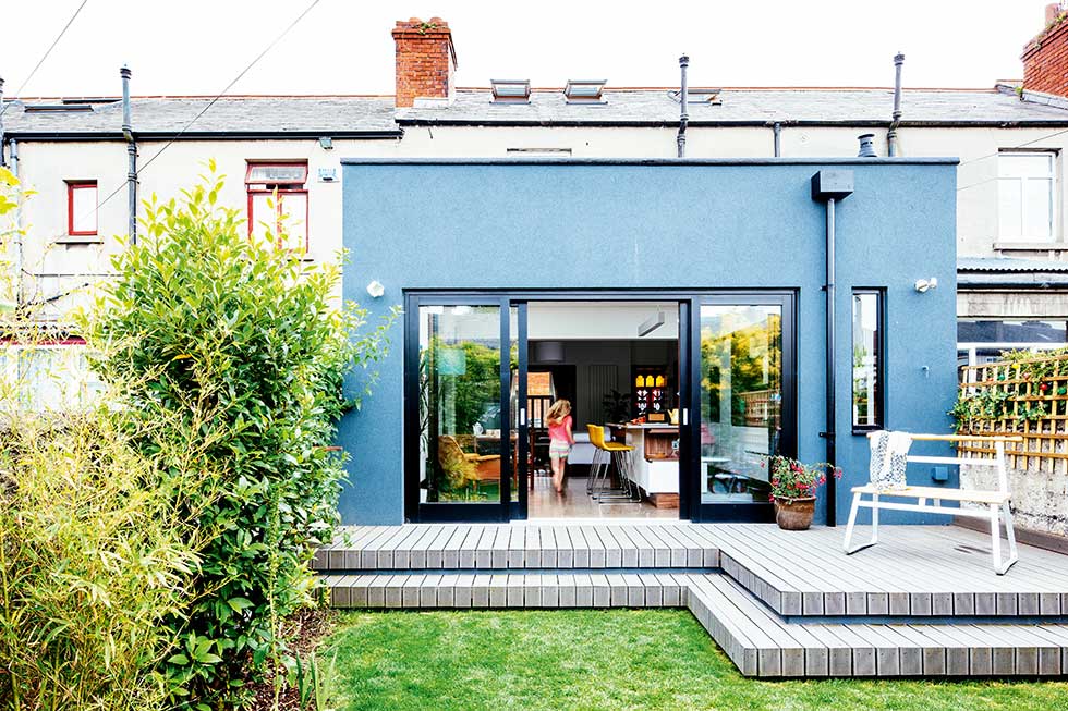rear single storey extension to 1920s house sliding doors decking
