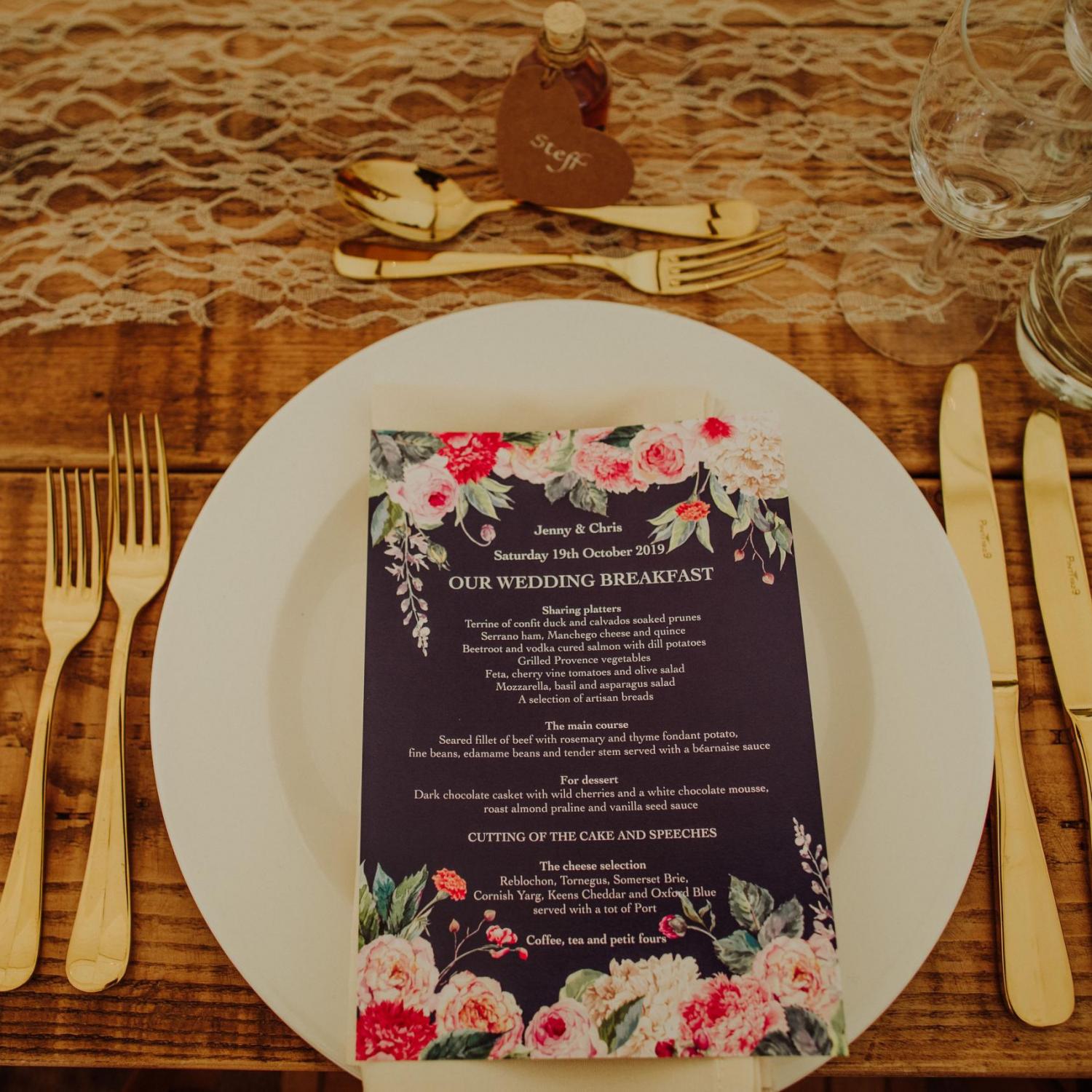 Vintage Gold Wedding Table Setting