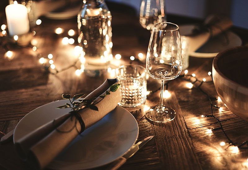 Top Tips For Throwing An Epic NYE Party