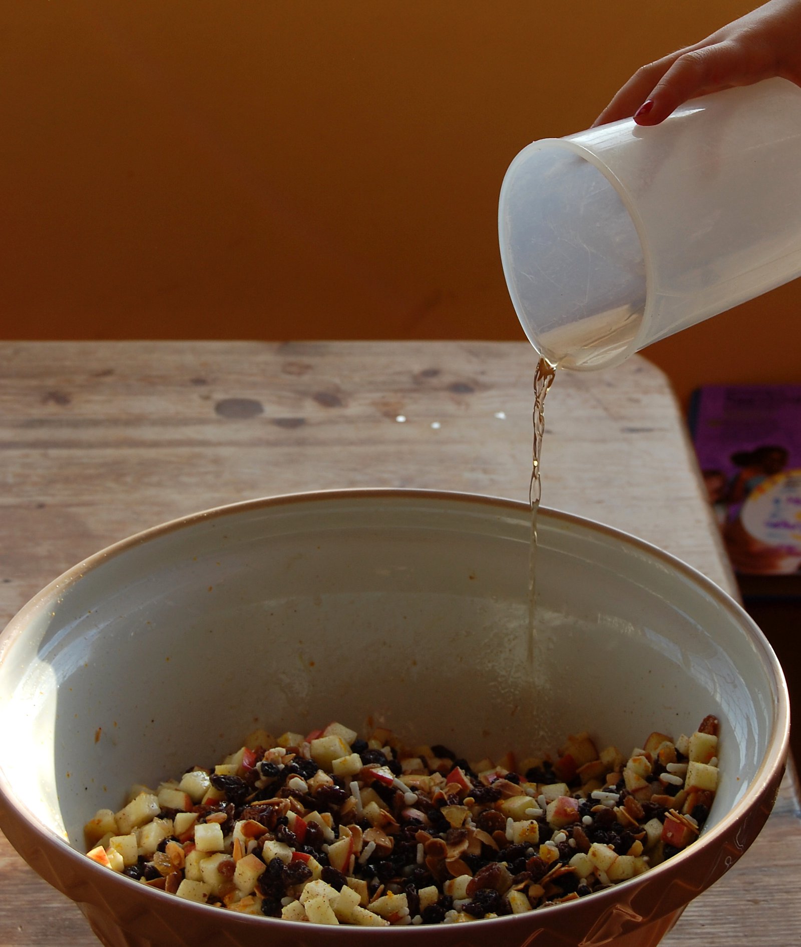 Decorate Your Carrot Cake