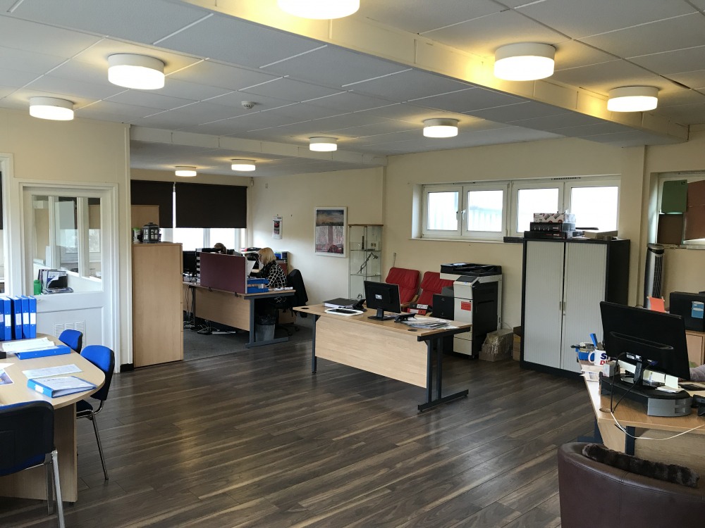 Warehouse Office Accommodation To Let On Newburn Industrial Estate