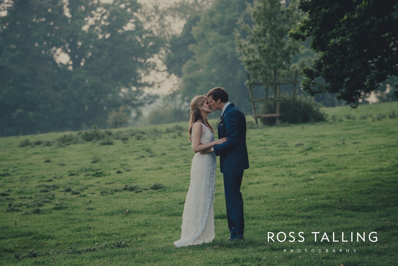 Pynes House Wedding Photography Devon_0125
