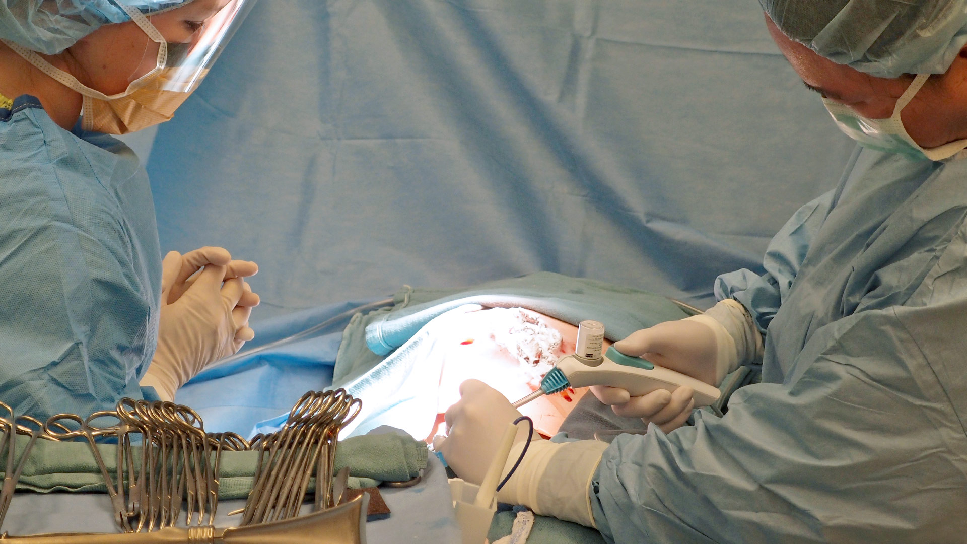 Controlling Bleeds During Surgery Team Consulting