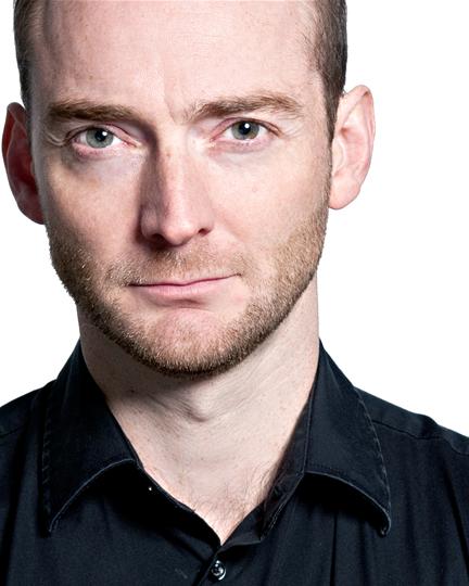 Martin Neely as Sir Kenneth Branflakes